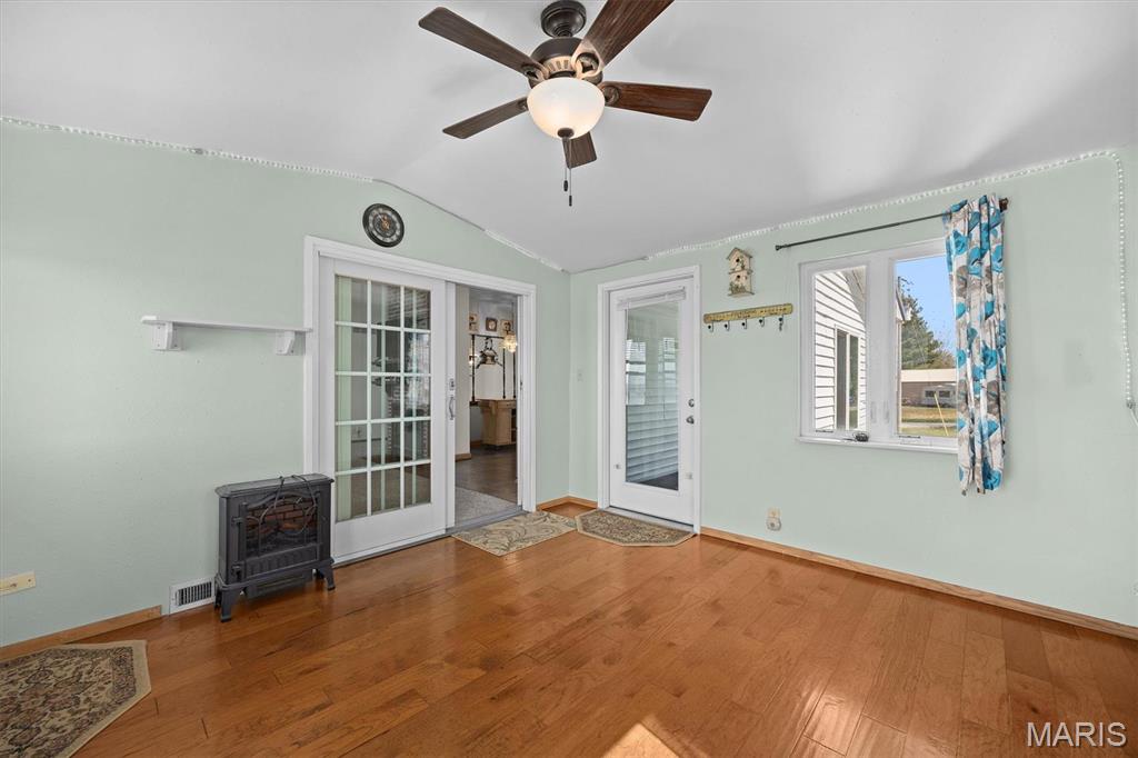 25324 Lyons Road Carlyle, IL 62231 - Photo 12 of 42