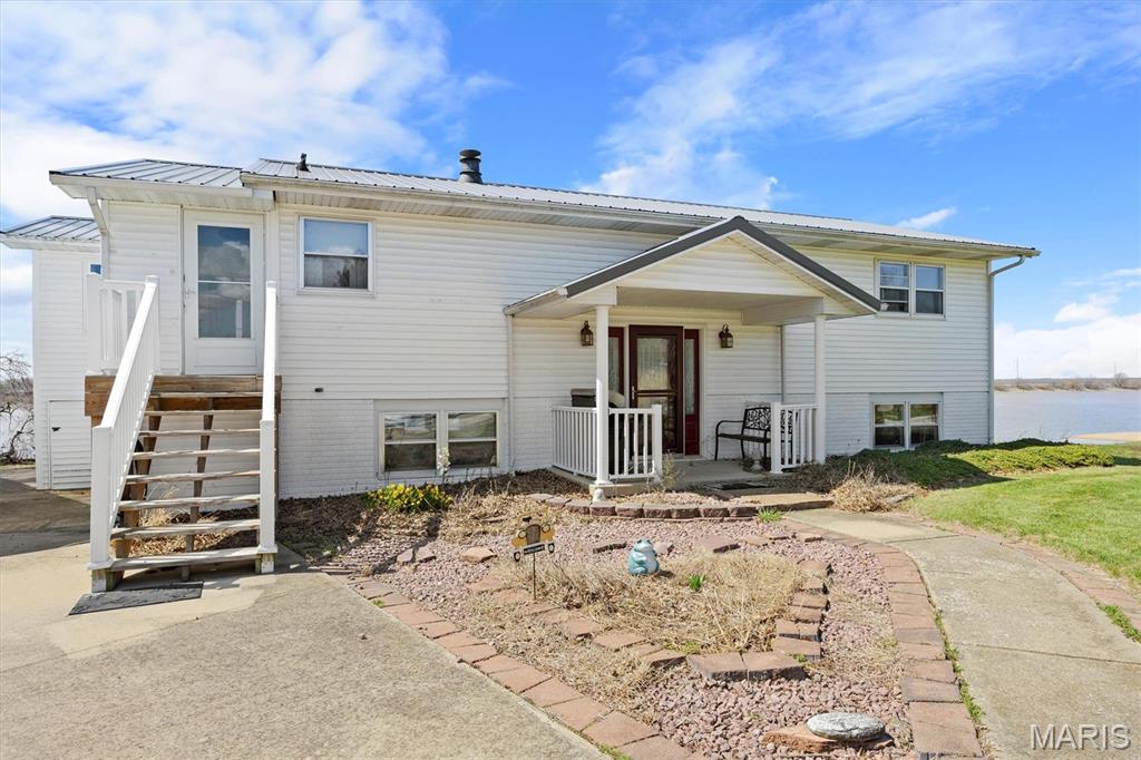 25324 Lyons Road Carlyle, IL 62231 - Photo 29 of 42