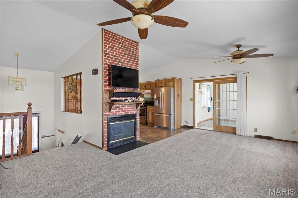 25324 Lyons Road Carlyle, IL 62231 - Photo 3 of 42