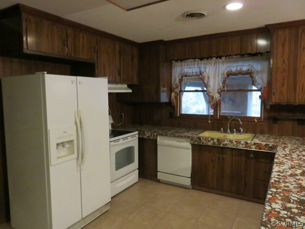 4703 Mountcastle Road Providence Forge, VA 23140 - Photo 6 of 24 Gallery Image 6