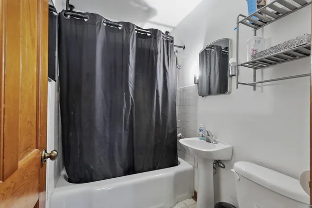 $310,000 | 2108 South 93rd Street, West Allis, WI 53227