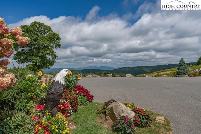 $649,000 | 22 North Indian Rock Drive, Banner Elk, NC 28604