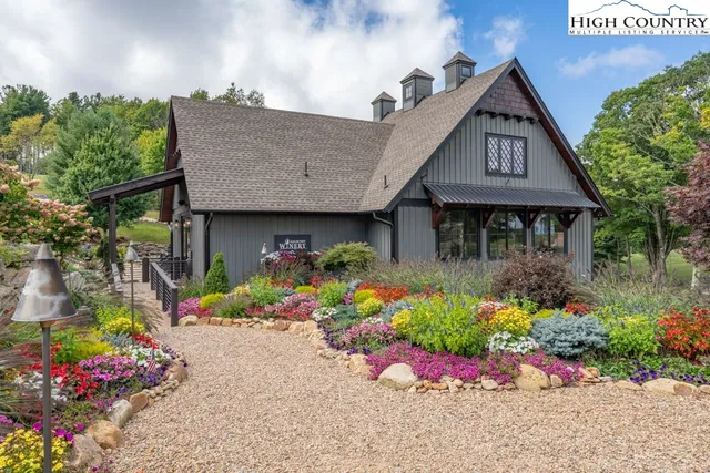 $649,000 | 22 North Indian Rock Drive, Banner Elk, NC 28604