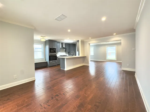 $374,990 | 1415 Mapleton Drive, Houston, TX 77043