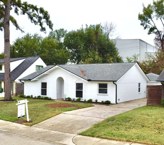 $374,990 | 1415 Mapleton Drive, Houston, TX 77043