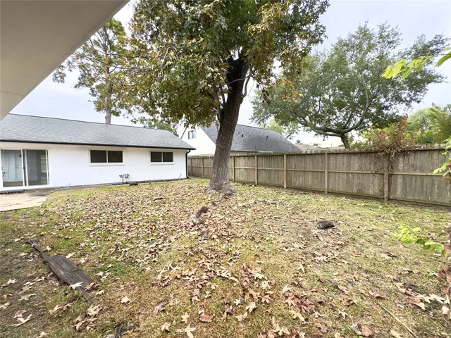 $374,990 | 1415 Mapleton Drive, Houston, TX 77043