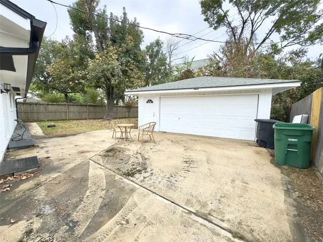 $374,990 | 1415 Mapleton Drive, Houston, TX 77043