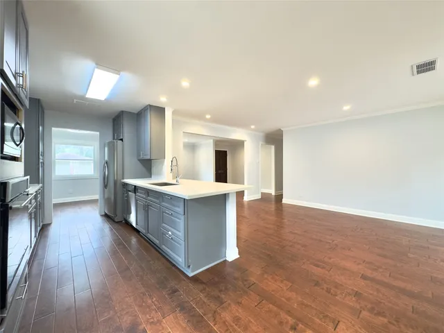 $374,990 | 1415 Mapleton Drive, Houston, TX 77043