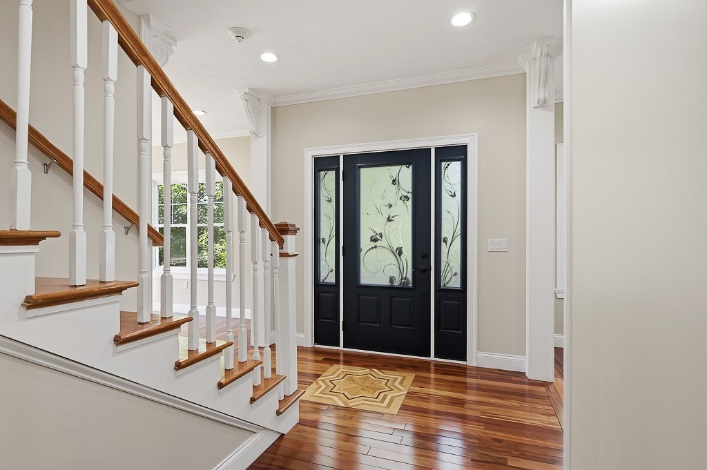 98 R Walnut Street Shrewsbury, MA 01545 - Photo 3 of 42