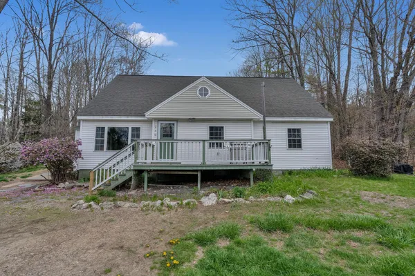 $305,000 | 270 Hebron Road, South Paris, ME 04281