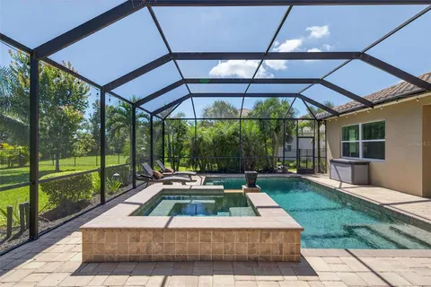 $944,900 | 507 167th Boulevard East, Bradenton, FL 34212