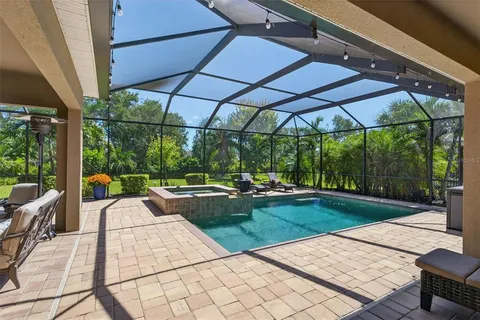$944,900 | 507 167th Boulevard East, Bradenton, FL 34212