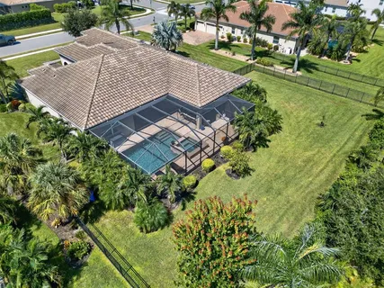 $944,900 | 507 167th Boulevard East, Bradenton, FL 34212