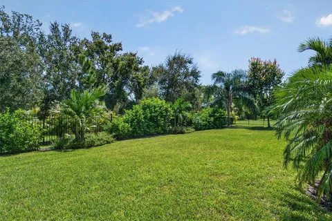 $944,900 | 507 167th Boulevard East, Bradenton, FL 34212