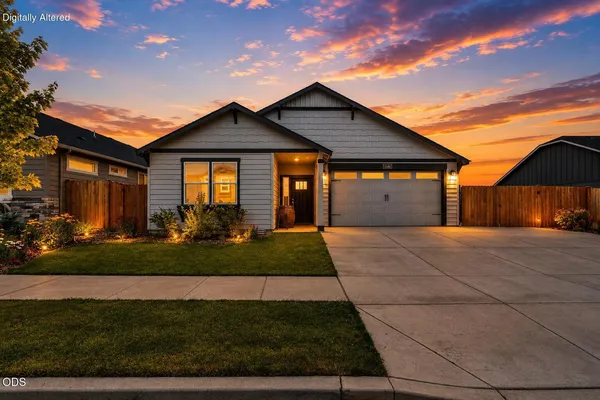 $605,900 | 1546 Northwest Varnish Avenue, Redmond, OR 97756