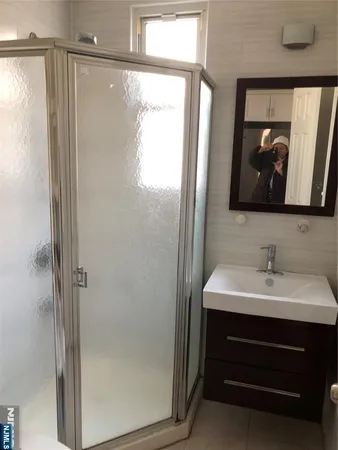 $1,800 | 132 Elm Street, Unit 1, Kearny, NJ 07032