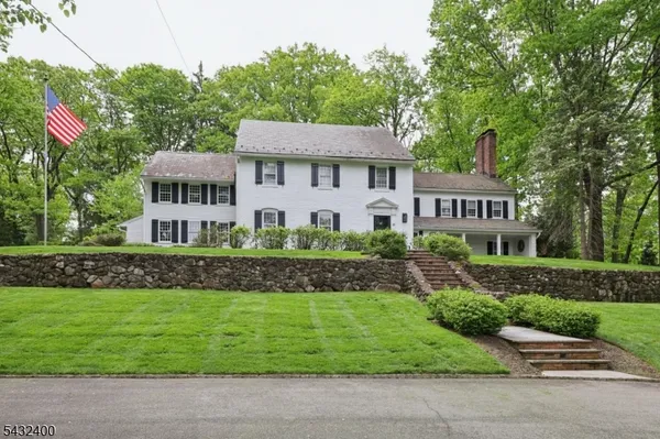 $2,699,000 | 29 Gordon Road, Essex Fells, NJ 07021