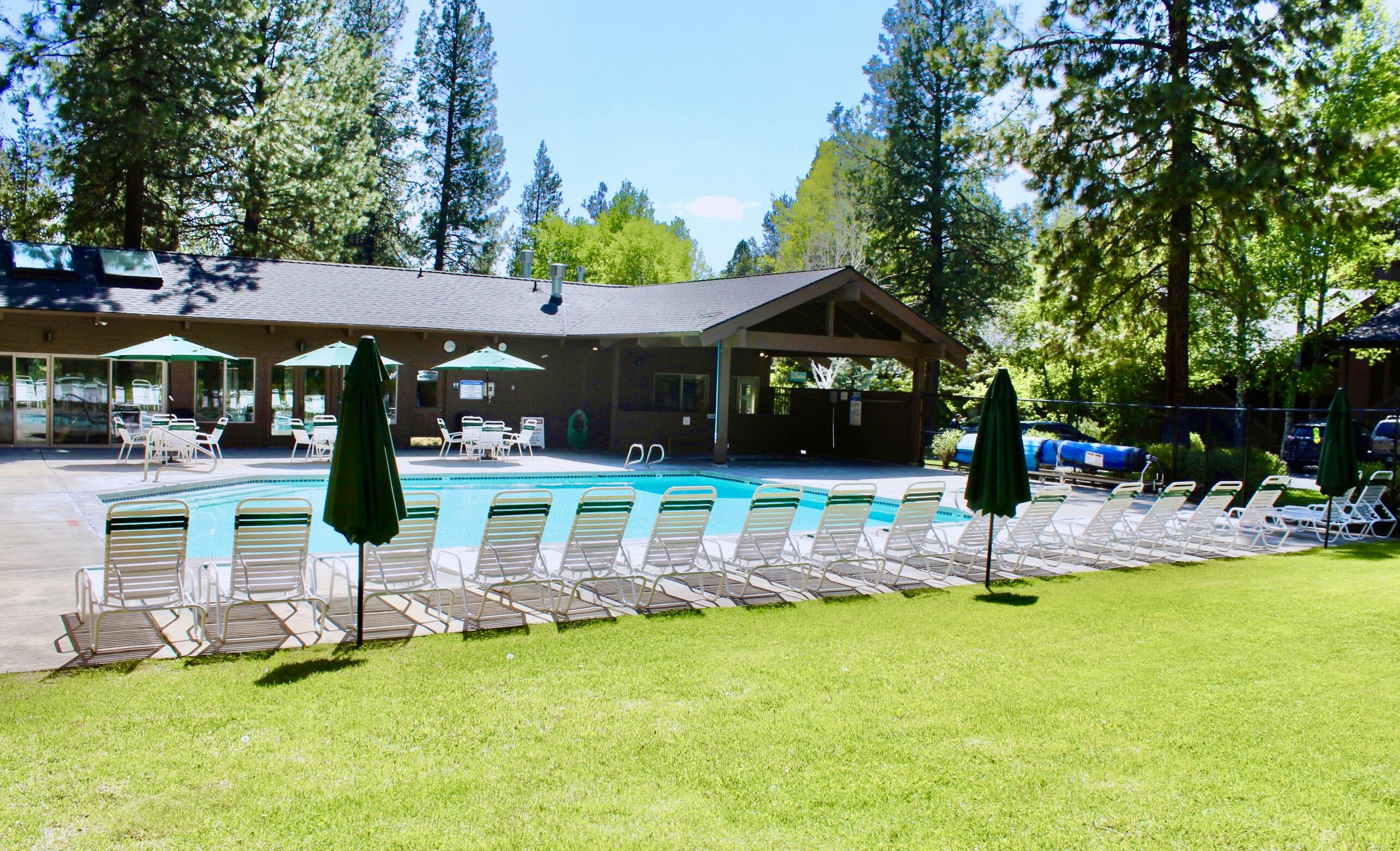 57326 Beaver Ridge Loop, Unit 12 Sunriver, OR 97707 - Photo 32 of 33
