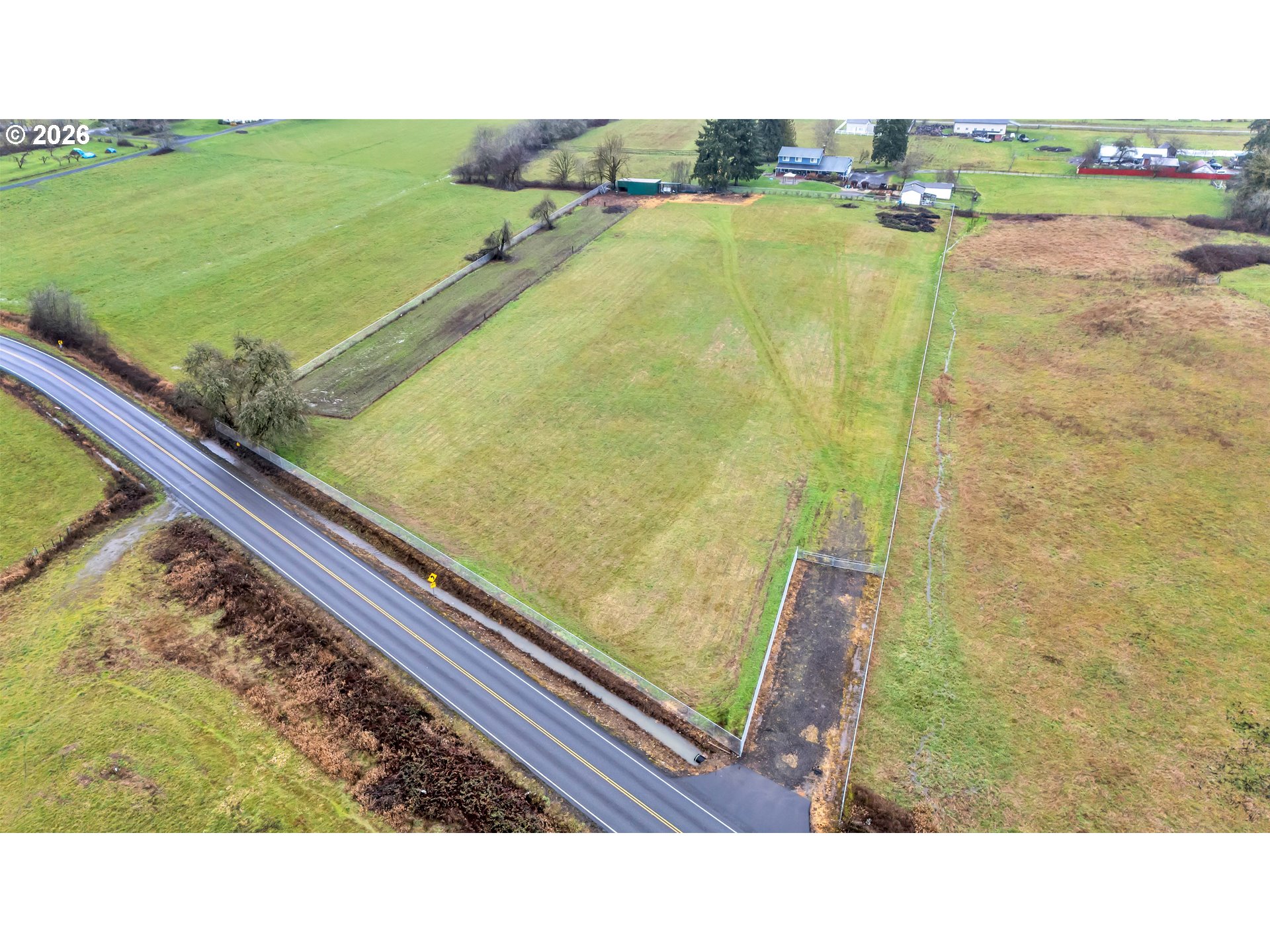 0 Northeast Ward Road Brush Prairie, WA 98606 - Photo 2 of 16 a black and white photo of a lake