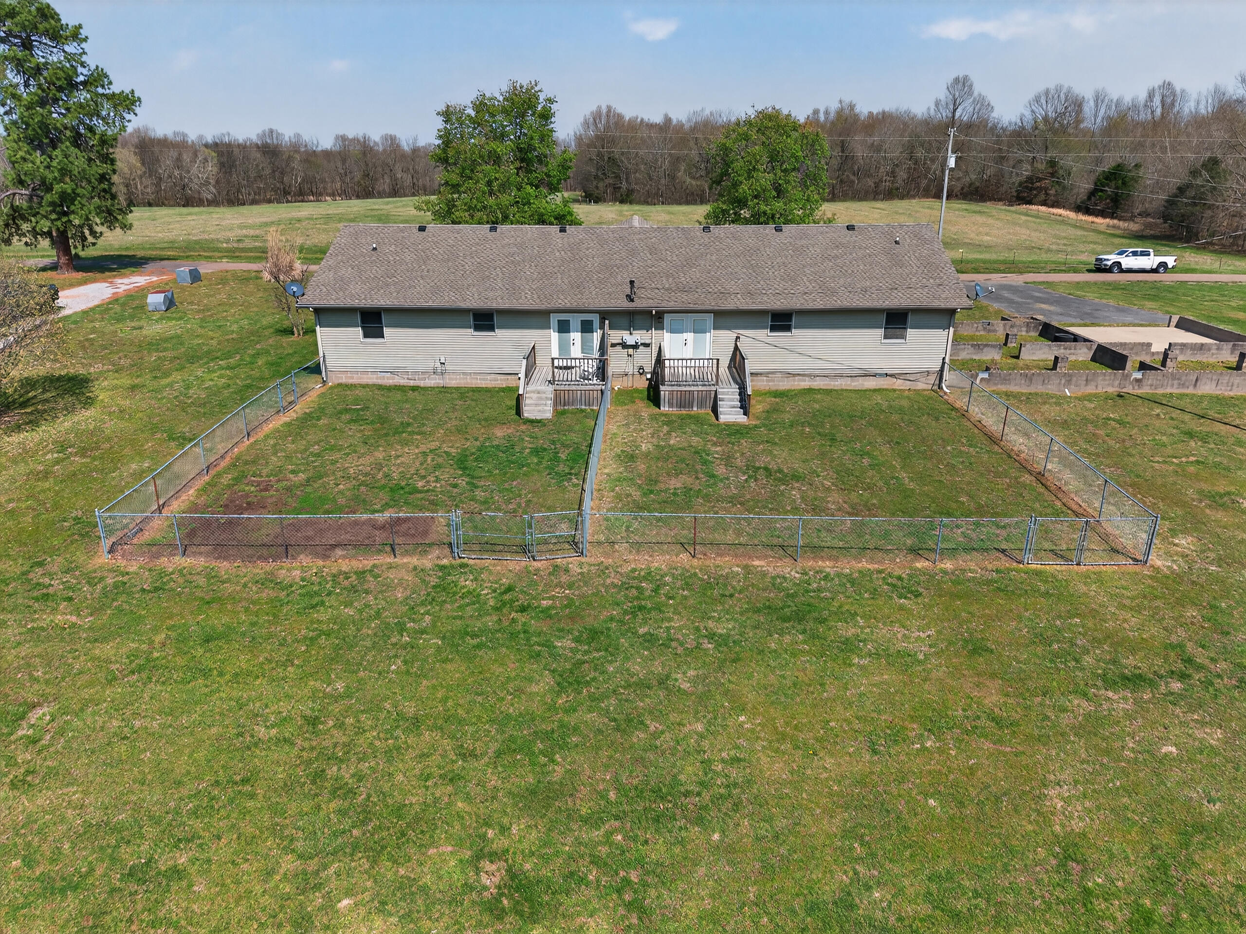 407-409 Walnut Road Boaz, KY 42027 - Photo 34 of 35 Back View