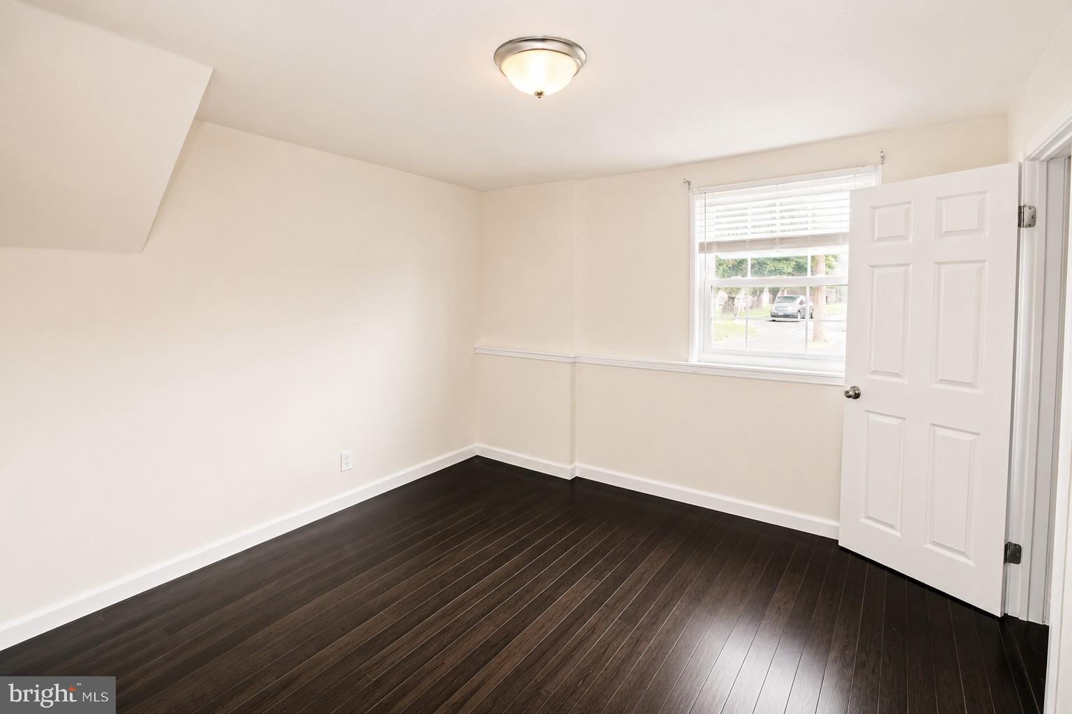 312 North Hammonds Ferry Road Linthicum Heights, MD 21090 - Photo 14 of 25