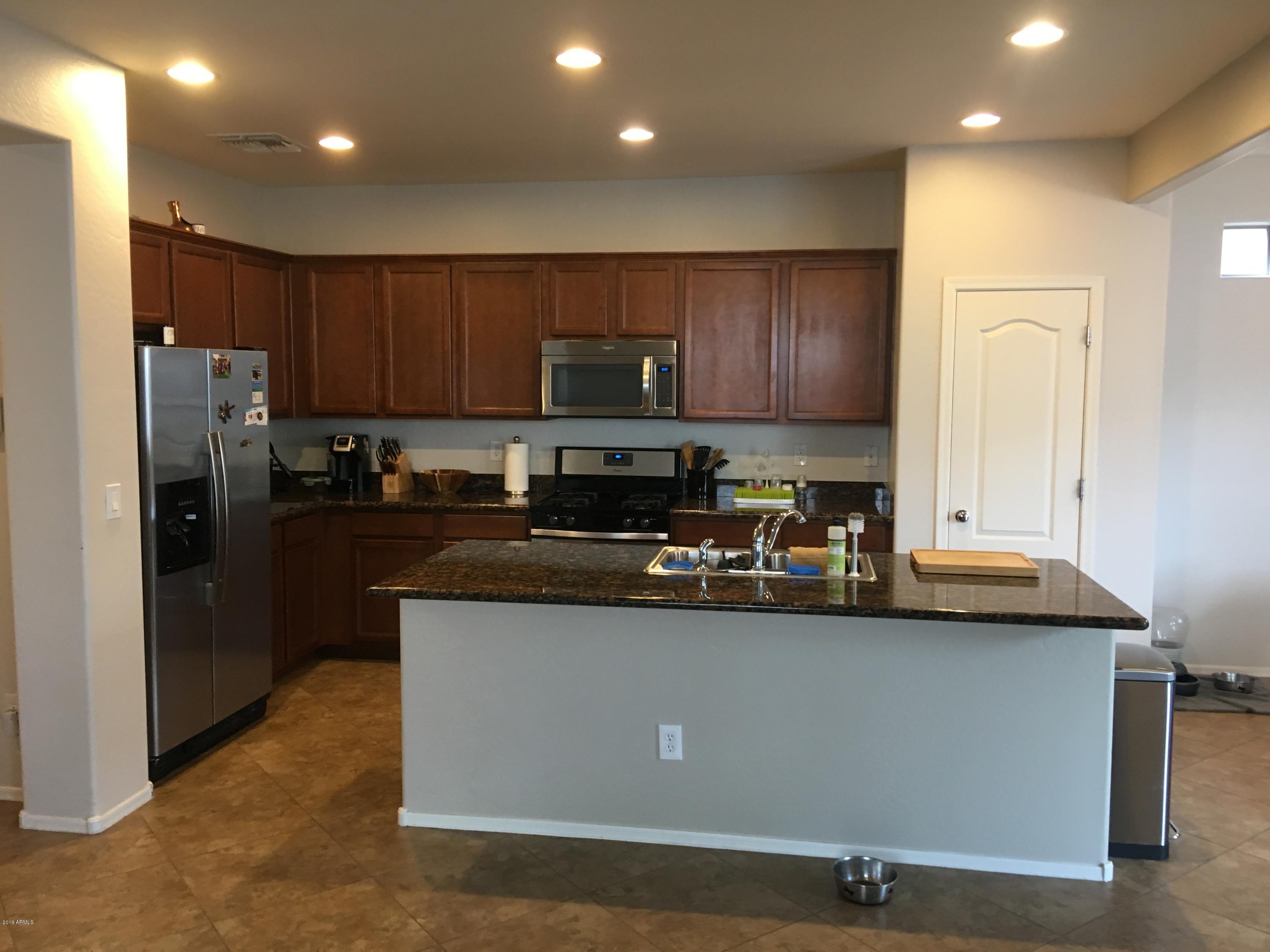 2112 South Martingale Road Gilbert, AZ 85295 - Photo 8 of 20 IMG_3879