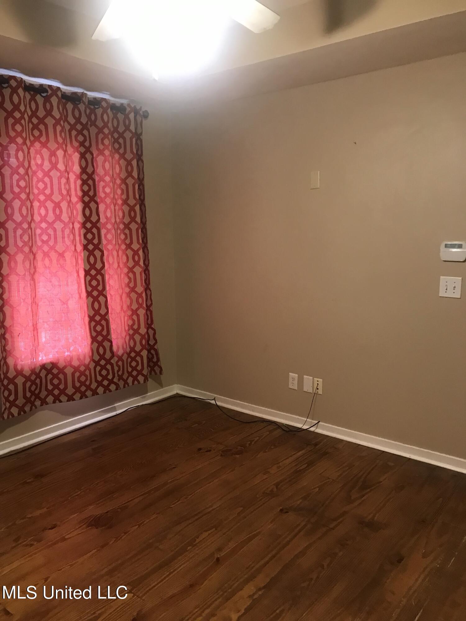 321 Evergreen Way Brandon, MS 39047 - Photo 7 of 17 321 Br 2