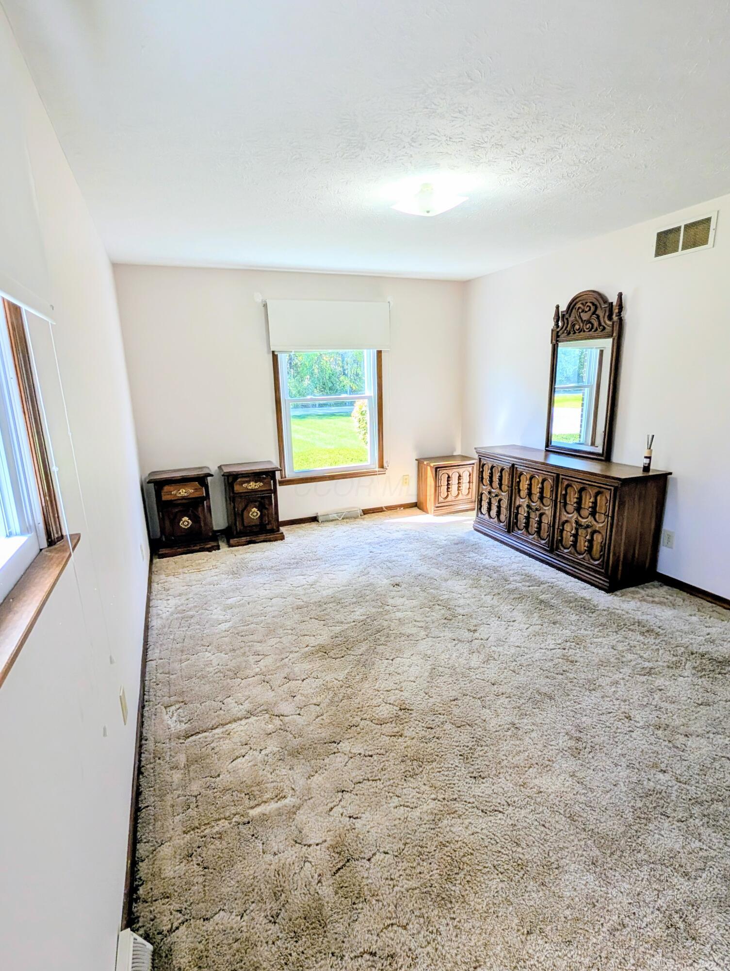 24440 Sisk Road Circleville, OH 43113 - Photo 19 of 38 PXL_20251016_175152437~2