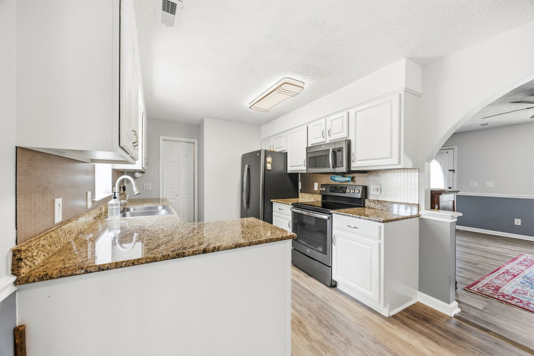 5117 South 1st Street Murrells Inlet, SC 29576 - Photo 8 of 37