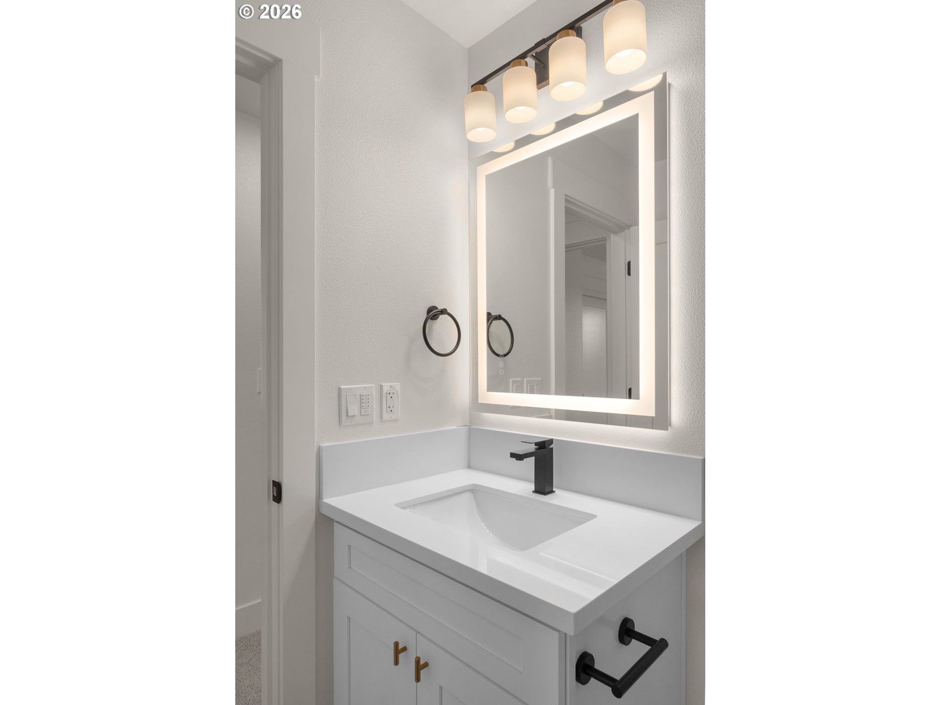 5230 Southeast Knapp Street Portland, OR 97206 - Photo 15 of 19