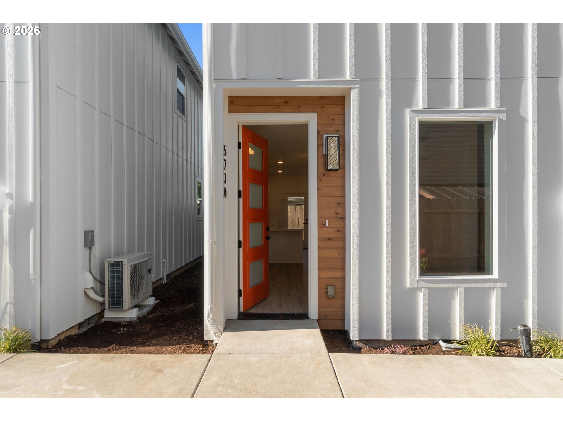 5230 Southeast Knapp Street Portland, OR 97206 - Photo 2 of 19