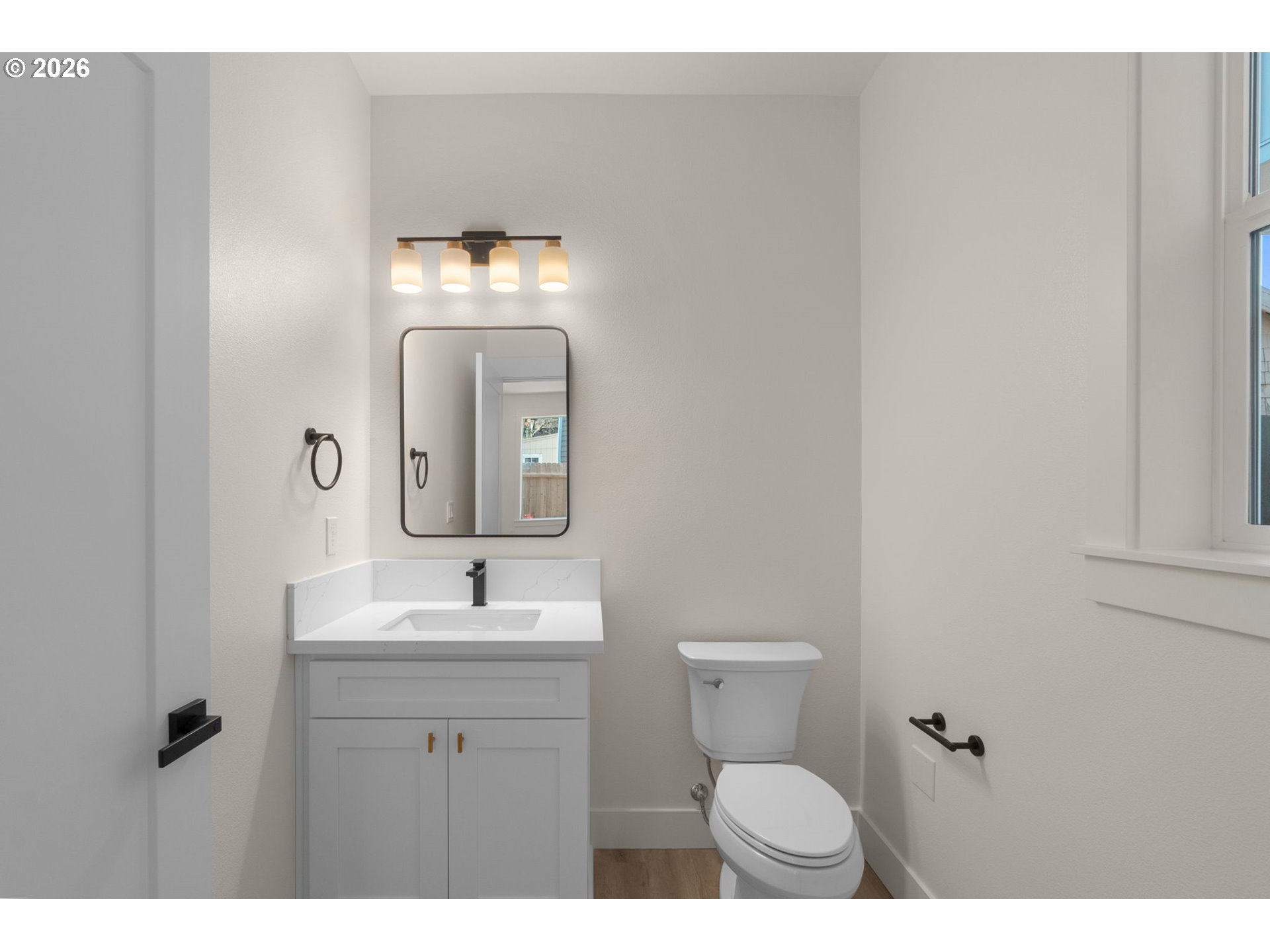 5230 Southeast Knapp Street Portland, OR 97206 - Photo 10 of 19