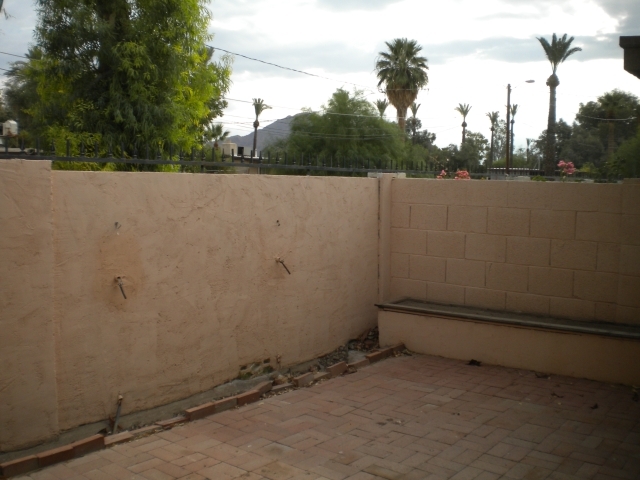 3243 North 38th Street, Unit 11 Phoenix, AZ 85018 - Photo 3 of 7 Patio