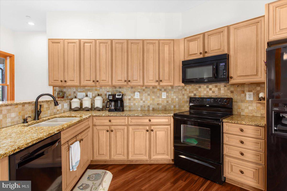 1801 Nicodemus Road New Windsor, MD 21776 - Photo 26 of 70 Kitchen