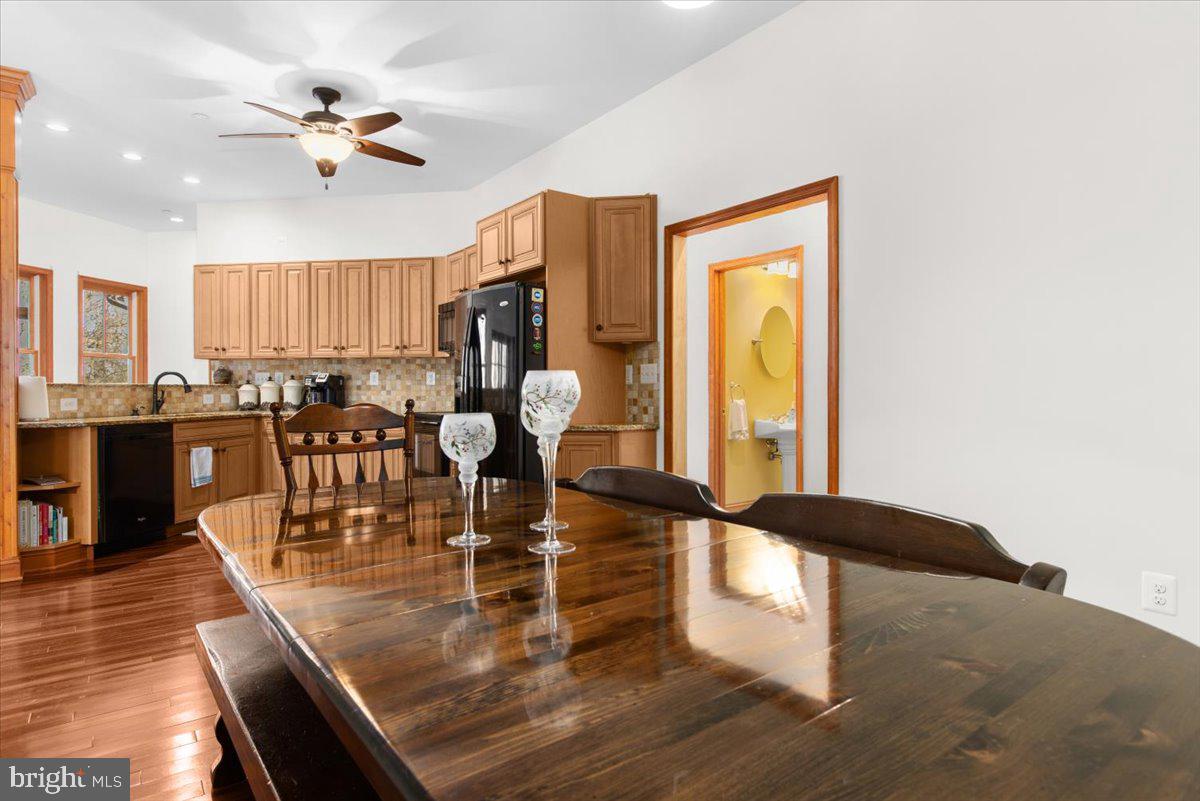 1801 Nicodemus Road New Windsor, MD 21776 - Photo 31 of 70 Dining Room off Kithcen