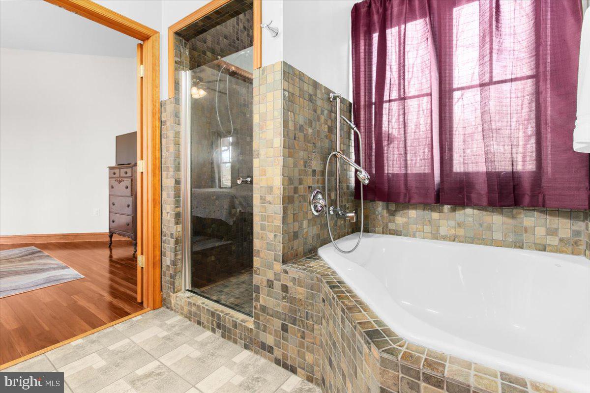 1801 Nicodemus Road New Windsor, MD 21776 - Photo 35 of 70 Master Bedroom Bathroom Suite