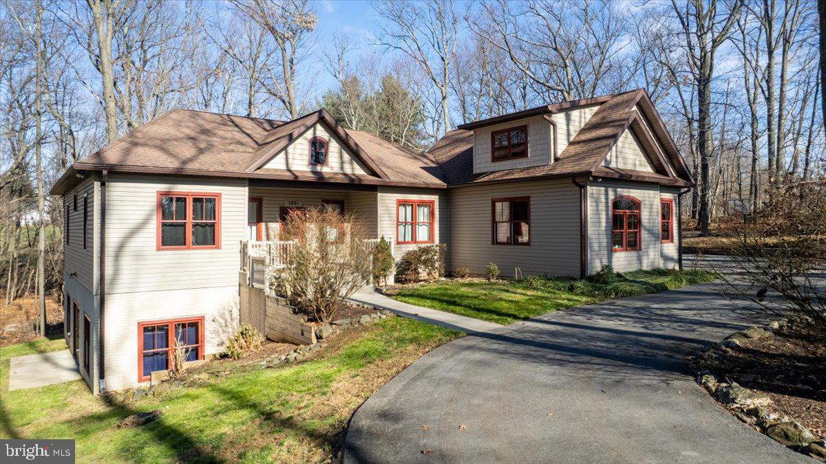 1801 Nicodemus Road New Windsor, MD 21776 - Photo 4 of 70 Gallery Image 4
