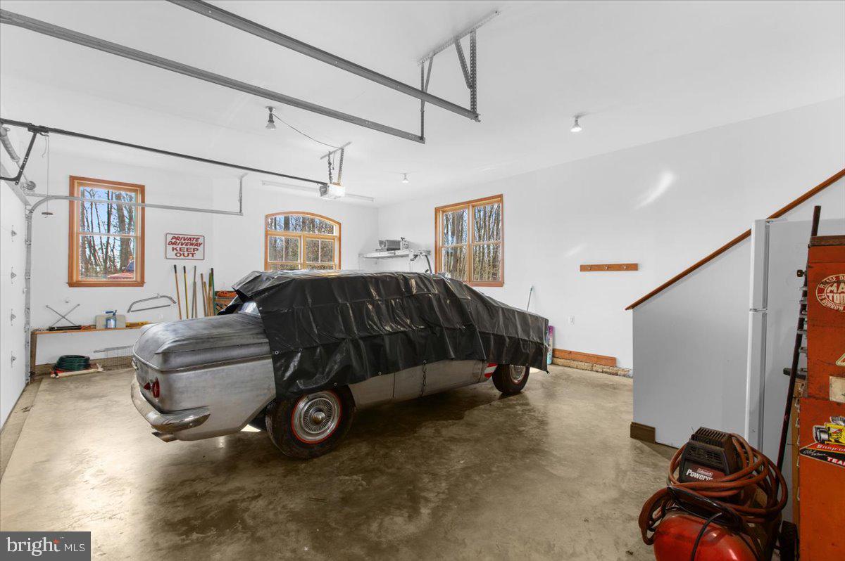 1801 Nicodemus Road New Windsor, MD 21776 - Photo 59 of 70 Attached Garage