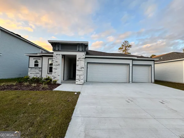 $2,375 | 108 Brookshire Grn Court, Kingsland, GA 31548