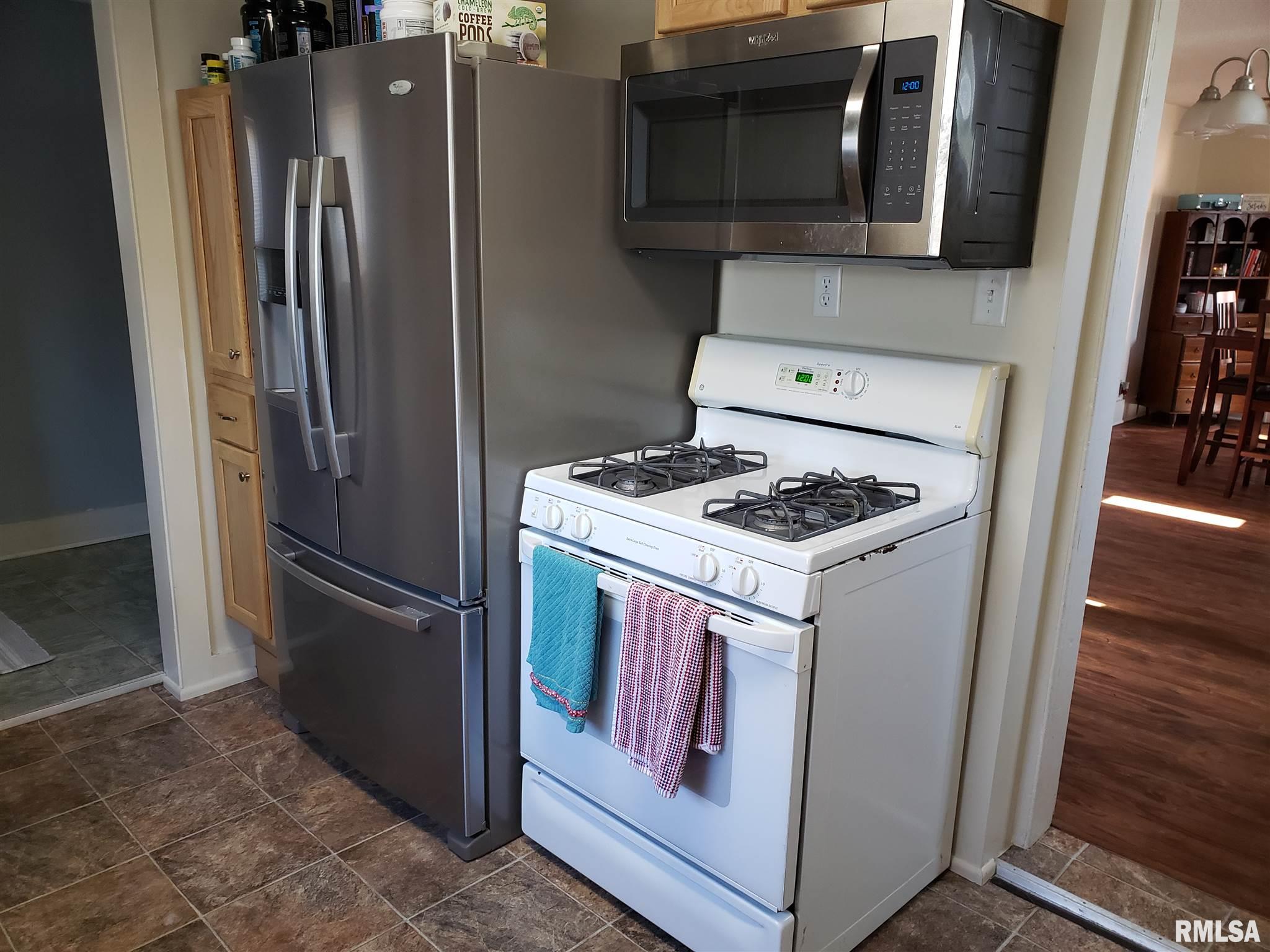 3233 South 3rd Street Springfield, IL 62703 - Photo 11 of 24