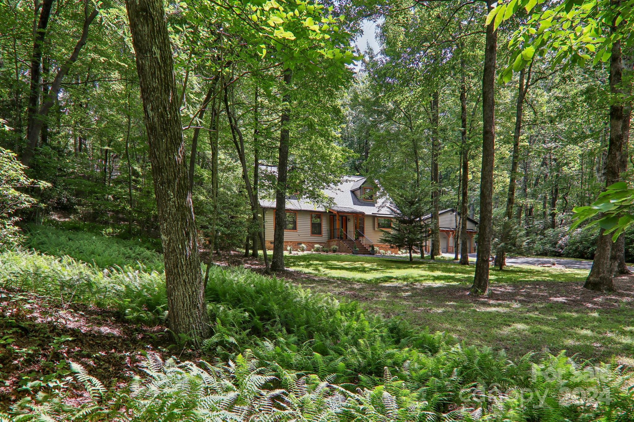 11 Birchbend Cleveland, SC 29635 - Photo 3 of 32 Gallery Image 3