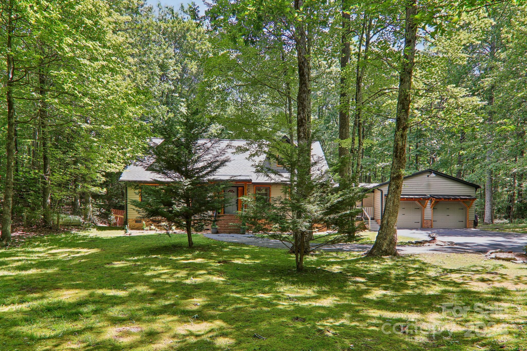 11 Birchbend Cleveland, SC 29635 - Photo 4 of 32 Gallery Image 4