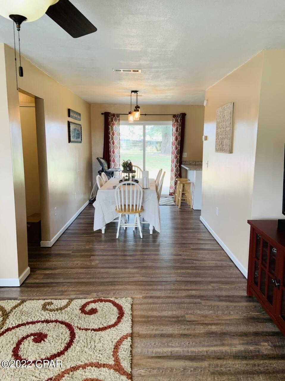 6952 Broadway Street Grand Ridge, FL 32442 - Photo 7 of 22 Gallery Image 7