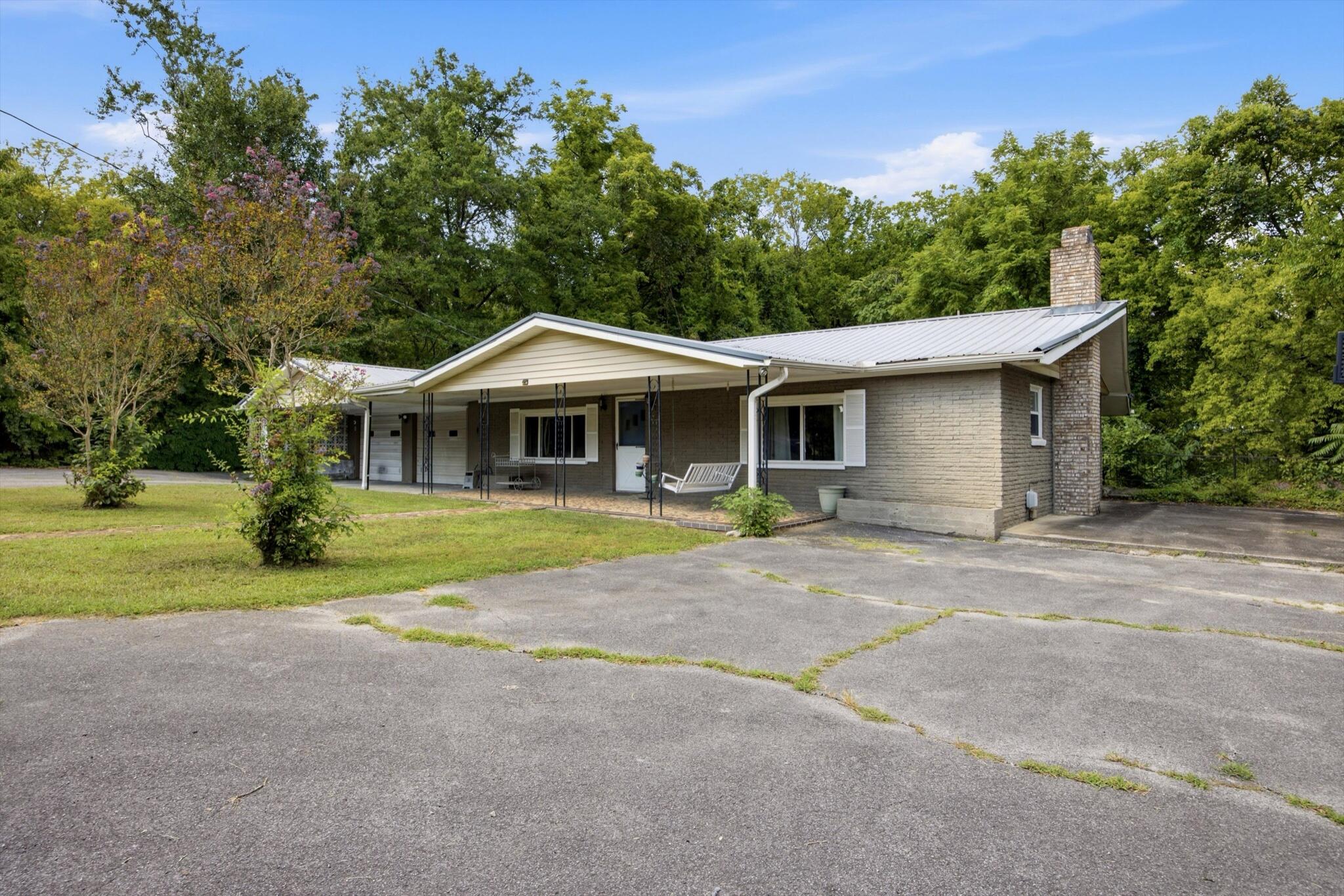 775 Mauldeth Road Chattanooga, TN 37415 - Photo 4 of 25 04-775MauldethRd-16