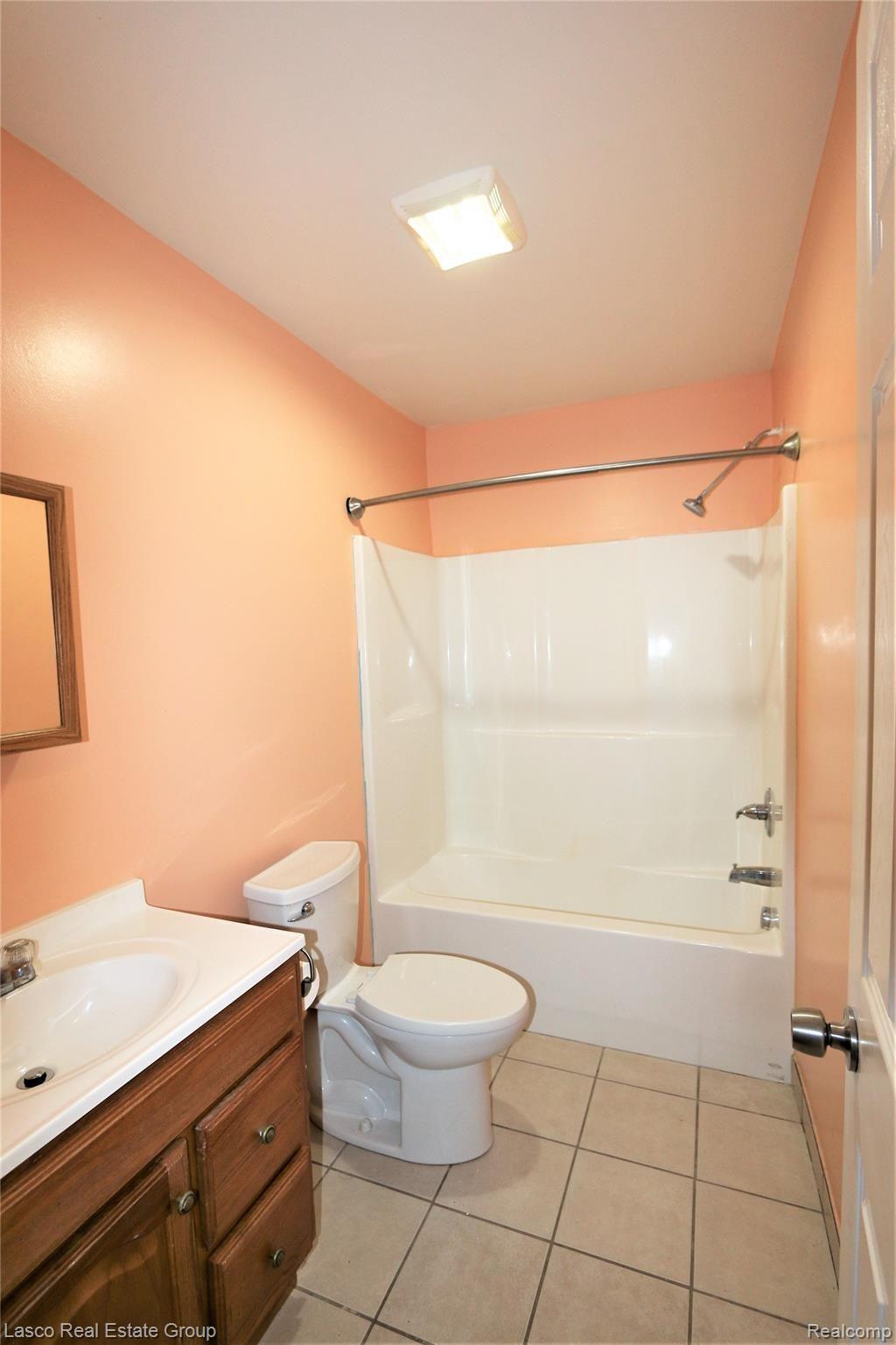 12390 Reid Road Durand, MI 48429 - Photo 9 of 10 IMG_3705.JPG