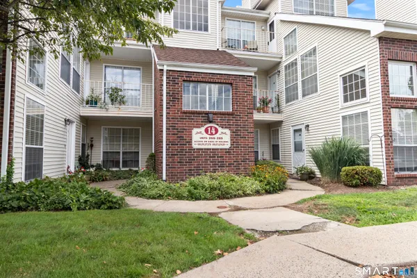 $2,200 | 279 Carriage Crossing Lane, Unit 279, Middletown, CT 06457