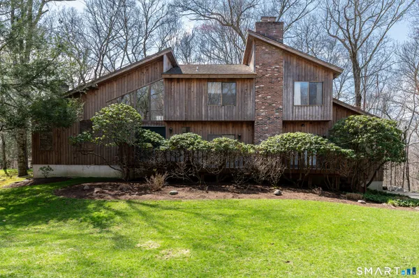 $1,095,000 | 171 Highline Trail, Stamford, CT 06902