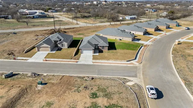 $292,400 | 917 East 3rd Street, Coleman, TX 76834