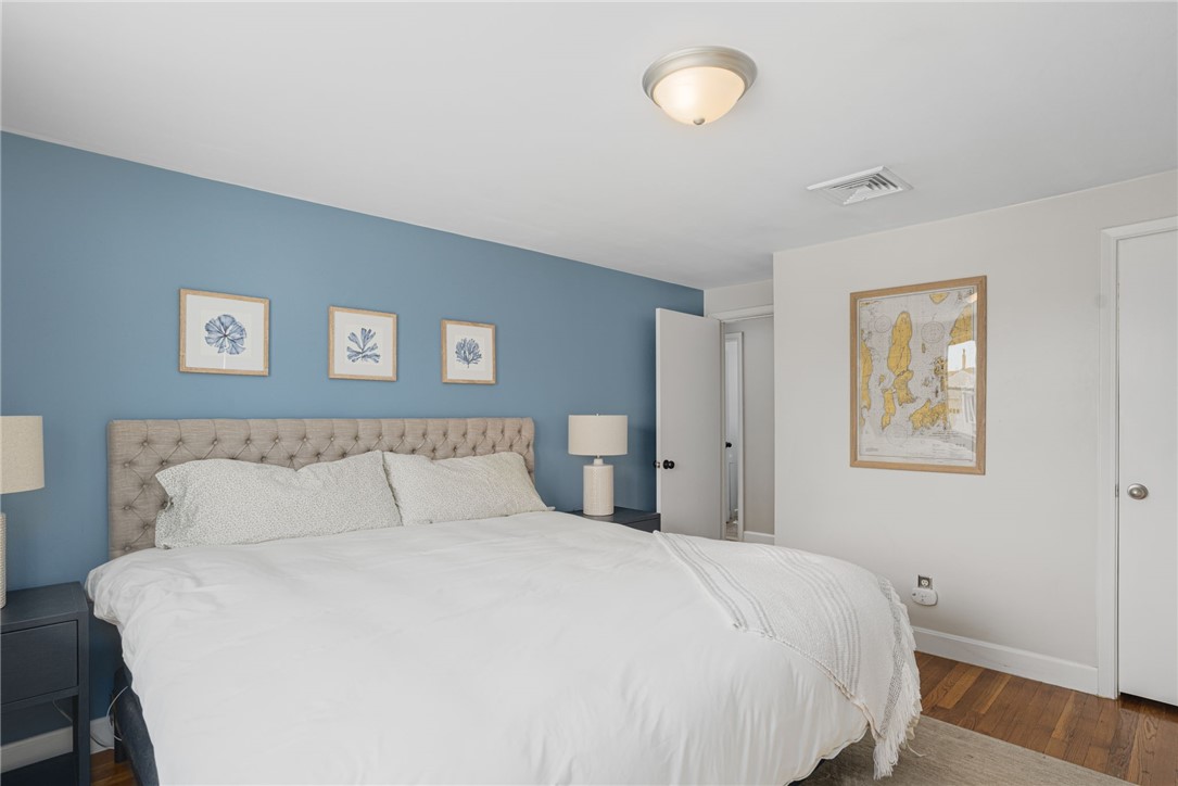 23 Laurelhurst Road Cranston, RI 02920 - Photo 11 of 18