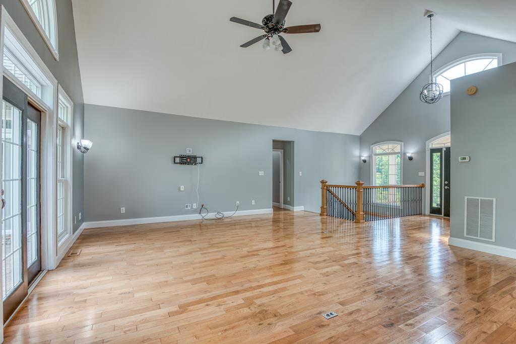 27443 Yellow Springs Road Abingdon, VA 24210 - Photo 6 of 54 Gallery Image 6